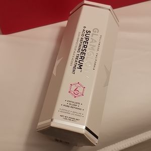 GlamGlow Superserum